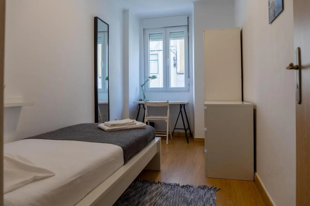 Entrecampos - Family Apartment With Terrace Lisboa