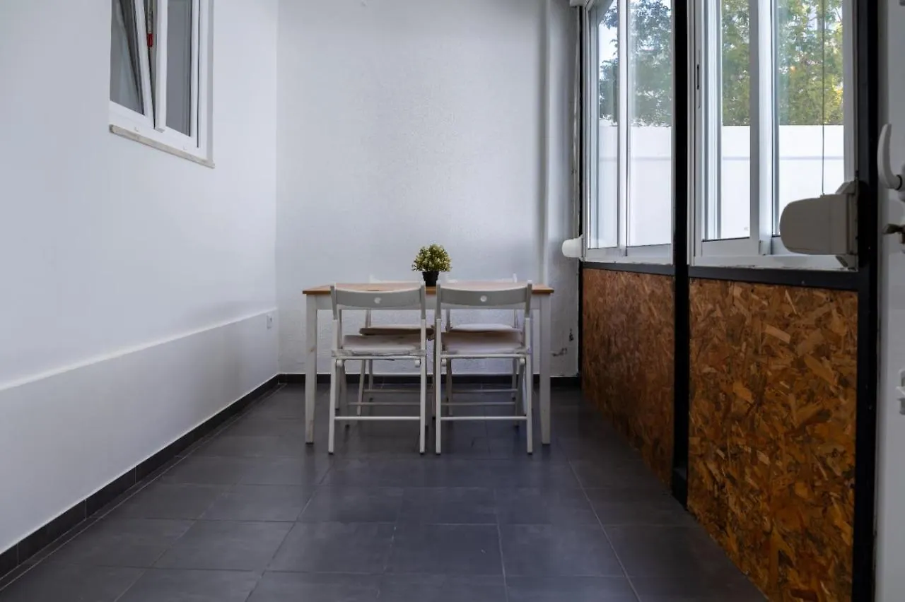 Entrecampos - Family Apartment With Terrace Lisbon